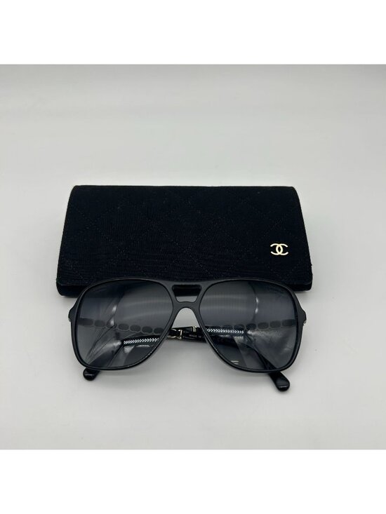 Chanel Accessories - Chanel CC Logo Polarized Sunglasses Black Gray Gradient Eyewear